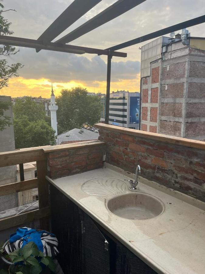 Central Apartment Kadikoy Terrace Bbq Close 2 Block Ferry Bull Metro Nighlife Istanbul Exteriör bild