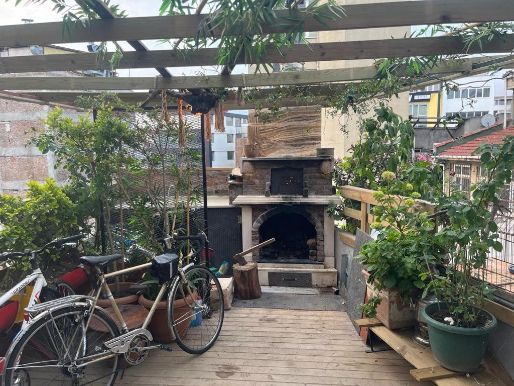 Central Apartment Kadikoy Terrace Bbq Close 2 Block Ferry Bull Metro Nighlife Istanbul Exteriör bild